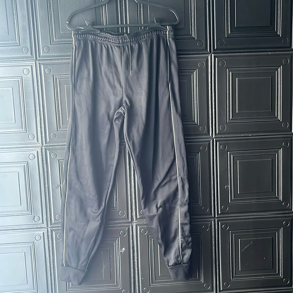 Legend Outfitters sweatpants